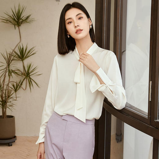 玳莎设计感真丝衬衫女2023年秋季新款不规则飘带领直筒桑蚕丝上衣 DC31305 商品图3