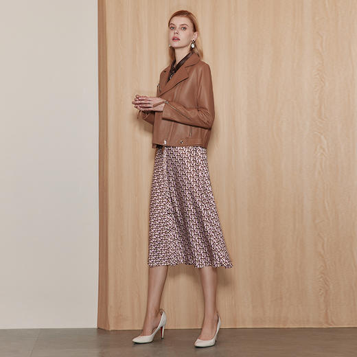 EITIE爱特爱冬季新款女装时尚干练显瘦外套女短款皮衣7193802 商品图7