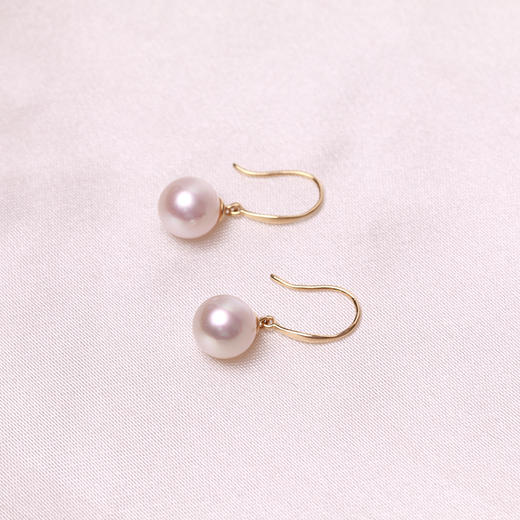 美裕 金18K海水珍珠耳钩 8-8.5mm白 106650 商品图1