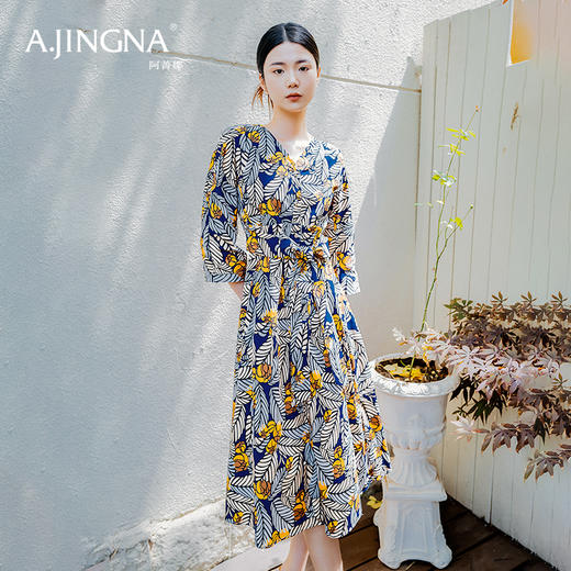 【商场同款】阿菁娜V领七分袖时尚印花连衣裙A28Q112005 商品图1