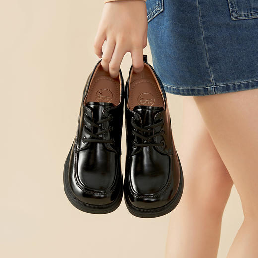 Safiya/索菲娅2023秋季新品 复古英伦风粗跟厚底系带深口小皮鞋 SF33112001 商品图6