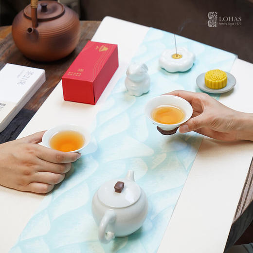 陆宝-中秋茶礼茶具套装高档轻奢一壶两杯 月来悦好 商品图1