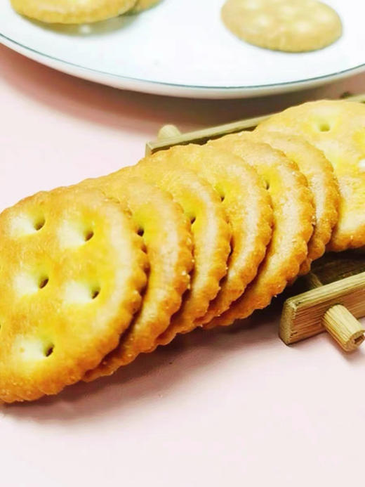 哈瓦丽那撒盐饼干海盐椰乳味200g 商品图2