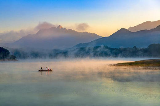 金秋醉美湖北大别山——银杏染荆楚 ，红叶正当时...随州大洪山、千年古银杏、大悟红叶海、罗田圣人堂、河西畈水上红叶、天堂湖湿地、马鬃岭秋色8天行摄之旅 商品图12