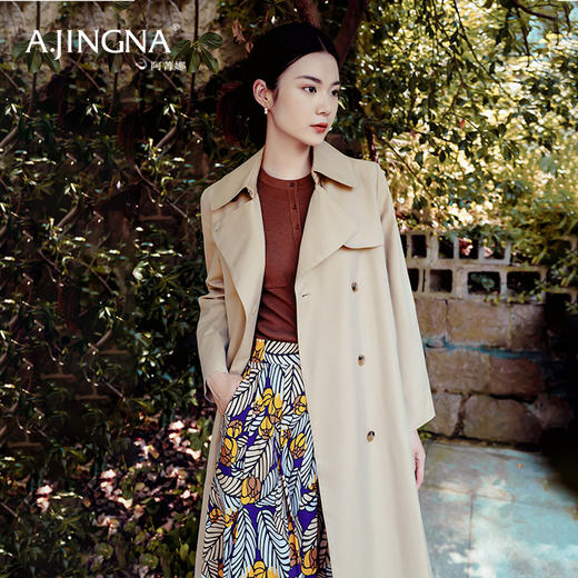 【商城同款】阿菁娜经典双排扣驼色长款时尚风衣外套A28Q105006 商品图0