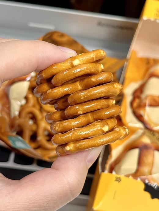 【米惦海盐碱水结】✅碱味+淡淡麦香+海盐颗粒，可爱蝴蝶造型！ ✅口感扎实、越咀嚼越香、嘎嘣脆响！ 商品图4