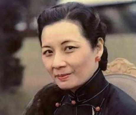 【预定】蒋夫人"宋美龄"手绘山水画大全套12枚 国内难得一见！ 商品图5