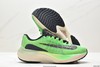 耐克Nike Zoom FLY 5 PRM不可战胜系列轻量飞织休闲运动慢跑鞋DX1599-100男鞋 商品缩略图4