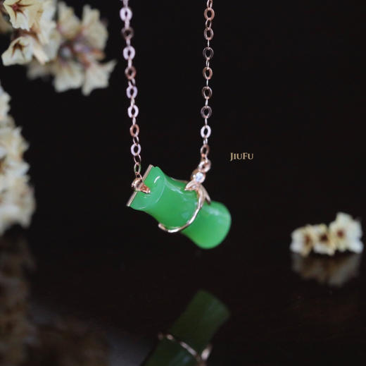 18K玫瑰金和田玉（碧玉）镶钻项链--风摇青玉枝/竹节6*15mm/链长40+2cm 商品图6