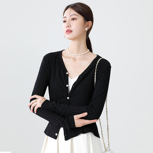 【韩版V领开衫】秋冬针织外穿打底  纯色修身显瘦外套  国庆 莫兰迪色系 商品图6