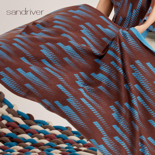 羊绒提花流苏围巾SJF95P006W 商品图4