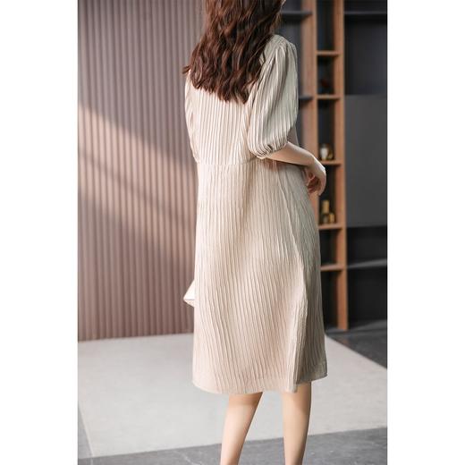 【现货7天】气质V领真丝连衣裙女中长款2023夏季新款高腰显瘦桑蚕丝长裙 商品图4