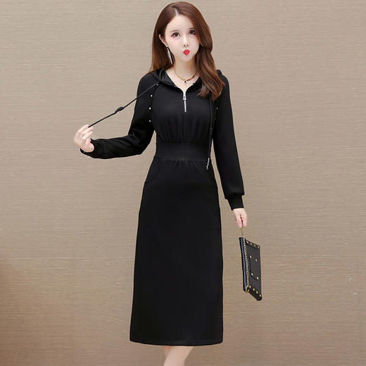 QYM HJ23801-L简约修身时尚连衣裙气质休闲连帽裙 商品图0