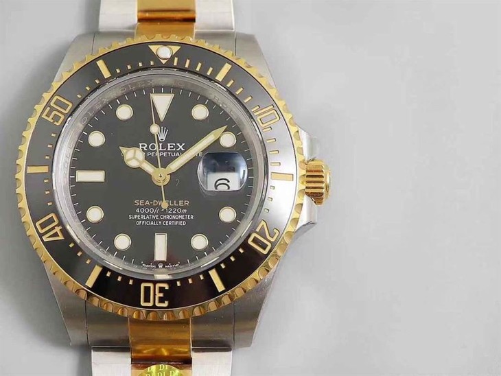 D1最强包金王-D1厂劳力士潜航型间金水鬼全包18K金腕表