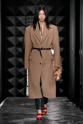 服装学院第十五期：曼芮凯诗 — 今秋怎么穿？美拉德穿搭来了！