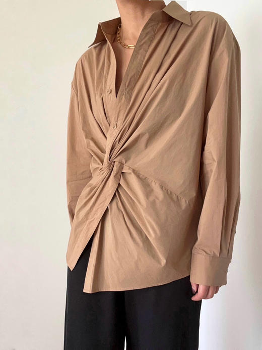 Semplicita｜G03 扭结长袖衬衫  [ 黑 / 卡其 ] 商品图5