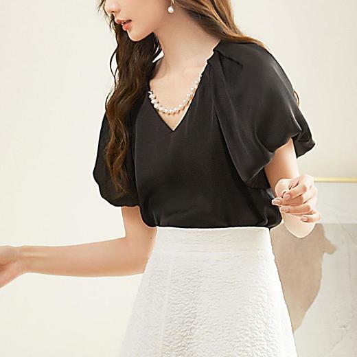 百姿 珍珠链蓬蓬袖雪纺衫女2023夏季新款V领气质短袖衬衫231193 商品图1