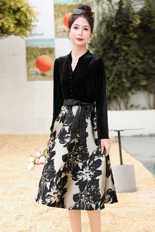 秋季新款，拼接单排多扣优雅气质水墨花朵显瘦长款连衣裙HR-JNFGN2805 商品图11