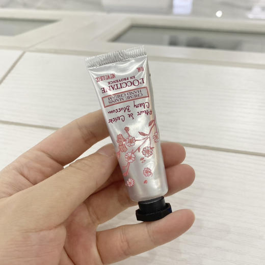 欧舒丹护手霜10ml 乳木果 樱花 甜扁桃 商品图2