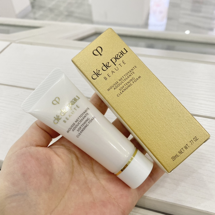 CPB滋润、清爽洗面奶中小样 20ml 备注