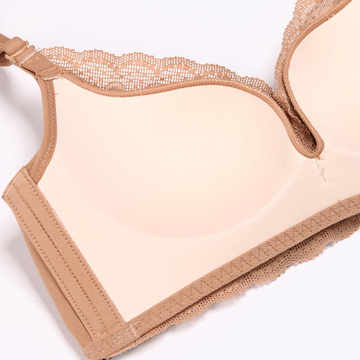 都市丽人自然舒适蕾丝内衣薄款3/4杯常规文胸树脂胶圈三排扣新年本命年红品LB32M1 商品图5