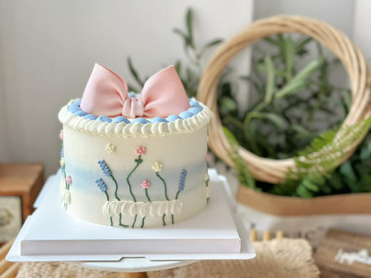 浪漫樱花色，蝴蝶结蛋糕。气质优雅 商品图0