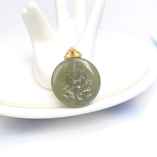 和田玉吊坠圆牌黄财神29*25mm 商品图0