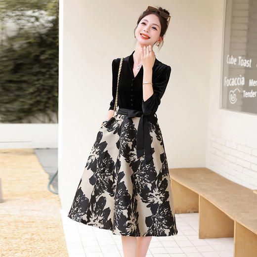秋季新款，拼接单排多扣优雅气质水墨花朵显瘦长款连衣裙HR-JNFGN2805 商品图4