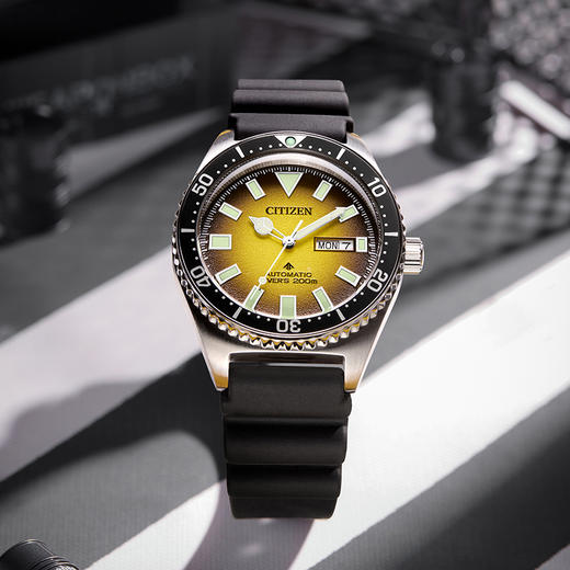 西铁城/CITIZEN机械表PU橡胶表带200米星期日历NY0120-01X 商品图8