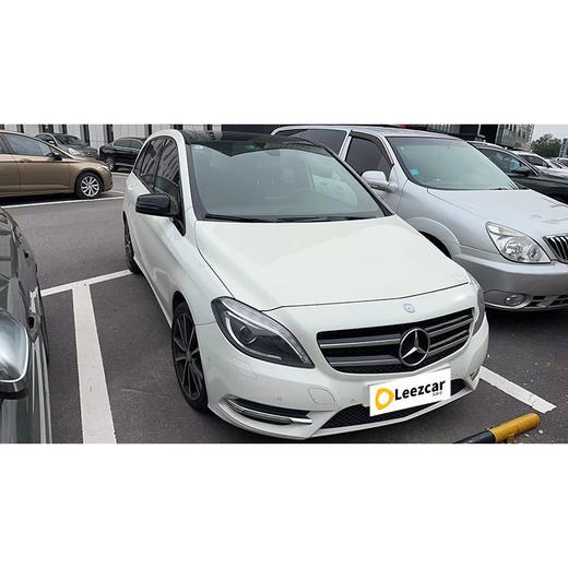 奔驰 B200【长租-北京】 商品图3