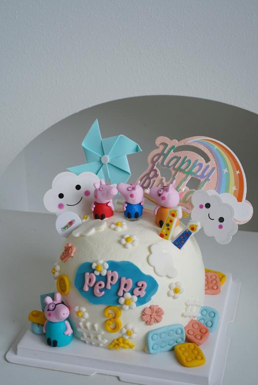 主题奶油蛋糕 | 鲜果原味奶油 - 佩奇一家 商品图1