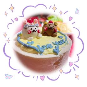 纯动物奶油，不甜腻！！不太腻（超大声）朋友都是好吃，哈哈哈