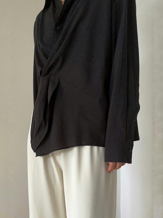 Semplicita｜G03 扭结长袖衬衫  [ 黑 / 卡其 ] 商品图3