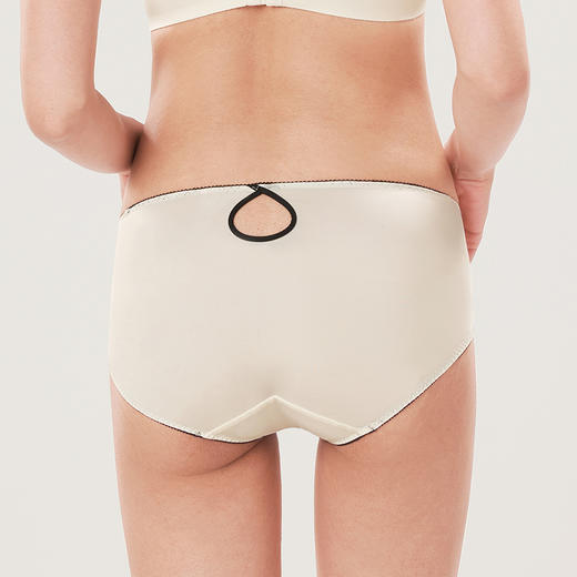 都市丽人薄透丝滑蕾丝+泳布中腰平角女士内裤纯色内裤新年本命年红品LP32M5 商品图2