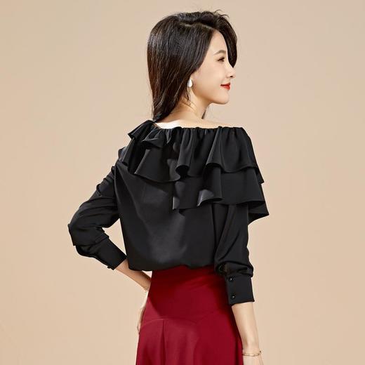 百姿 秋季新款韩版女装气质修身时尚斜边露肩雪纺衫女长袖92037 商品图3