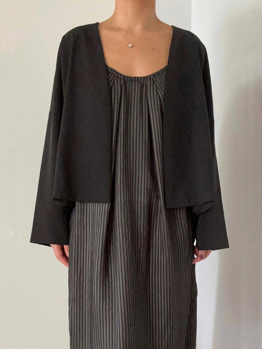 Semplicita｜G01 黑色无领极简短外套 [ 黑 ] 商品图4