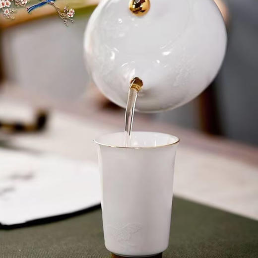 成艺-陶瓷功夫茶器隐雕蝶恋11入套组 商品图1