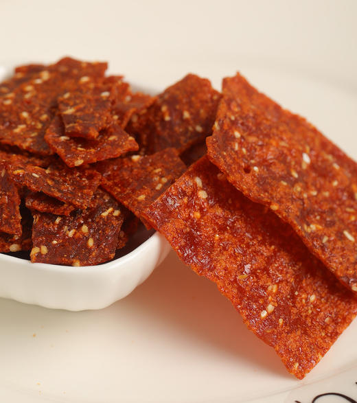 【天天好日子-酥脆猪肉脯】🔥新品❗39.9￥💰拍一🉐六❓原味，香辣两种口味可选 ✅精选猪后腿肉 ❤️酥脆的口感 商品图3