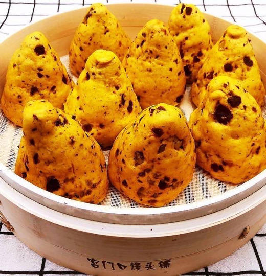 周三配送！宫门口之山药红枣栗丁窝头，大颗的红枣，加上山药与玉米面的结合，简直绝配，再加入栗子丁，口感软糯香甜，枣的香味，与山药的细腻，再加上栗子丁的甘甜，粗粮细作，你会爱上北京的吃食儿。8枚一组 商品图0
