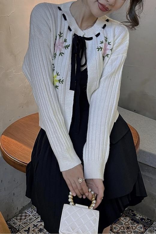 L.Fleuri 蝴蝶结圆领重工刺绣花朵针织外套 16954 商品图2