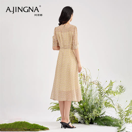 【积分兑换】阿菁娜春夏新款V领收腰碎花桑蚕丝法式连衣裙A28X112021 商品图2