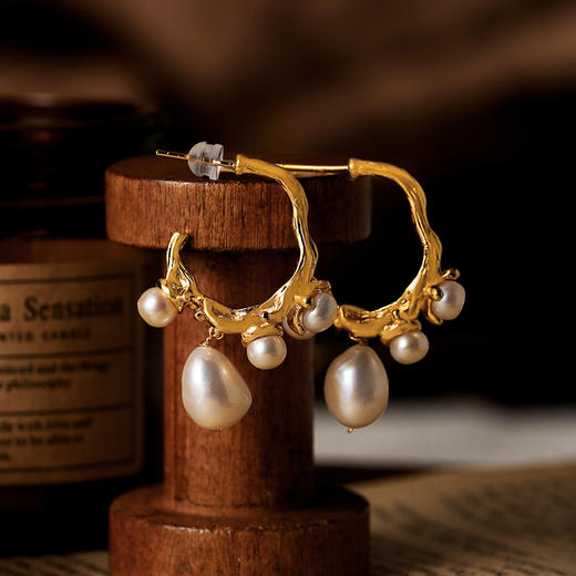 Manreya玛芮雅“仲夏葡萄藤”巴洛克珍珠耳环轻奢大气法式浪漫 商品图6