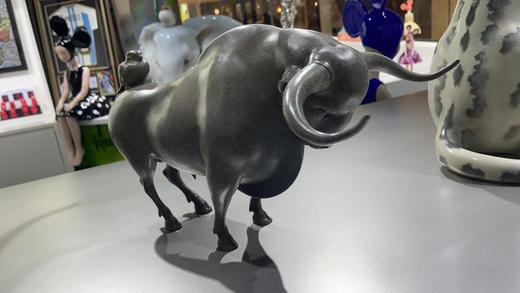 赵凯《云游·牛》纯铜色 商品图0