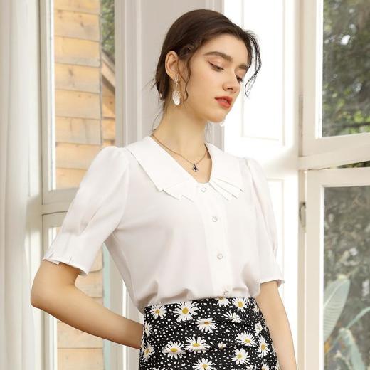 百姿 新款纯色直筒型泡泡袖雪纺衫娃娃领单排扣开衫短袖 商品图2