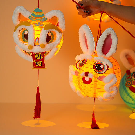 【手提方便DIY有趣！手提兔子灯笼】兔子灯笼手提发光儿童舞龙国潮绒毛摆摊手工 diy材料包纸灯 常备 商品图0