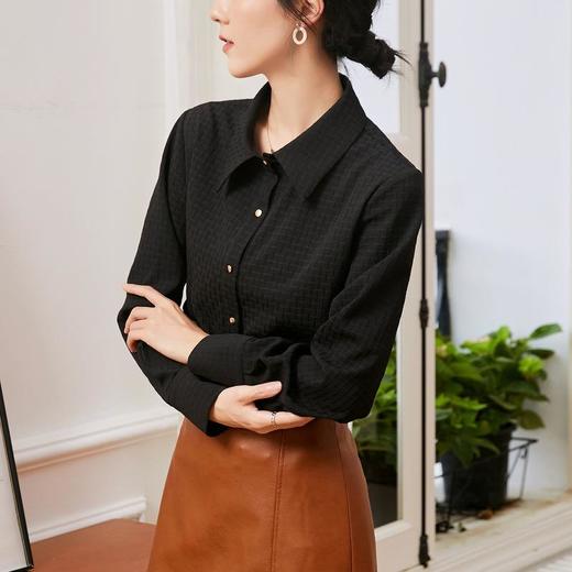 百姿 简约纯色衬衫2022年秋冬新品开衫翻领衬衣通勤风个性时尚上衣 商品图3