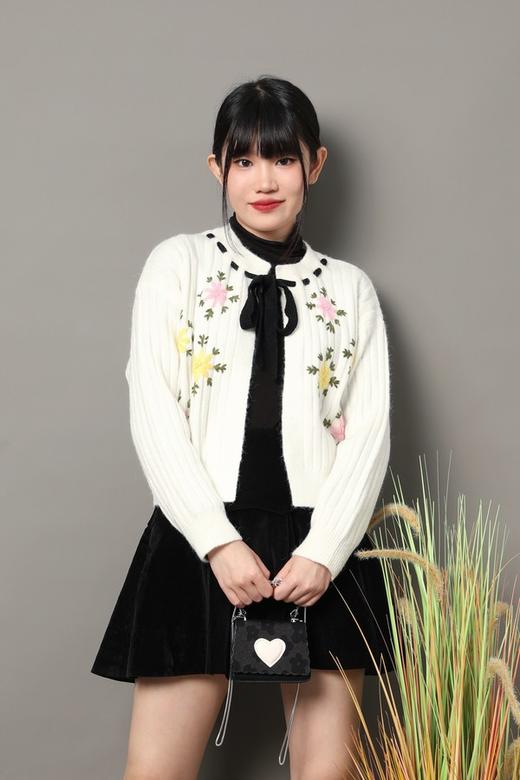 L.Fleuri 蝴蝶结圆领重工刺绣花朵针织外套 16954 商品图4