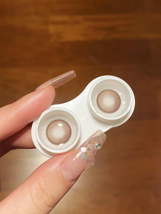 Miss bebe 绵绵 年抛 直径14.2 着色13.6 含水38% 基弧8.6 商品图7