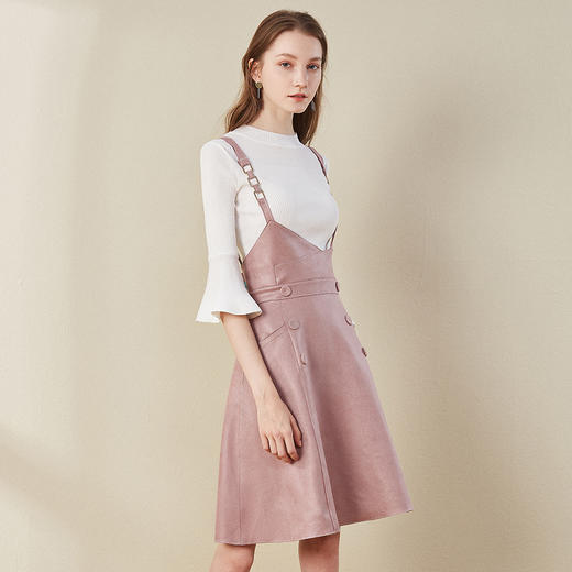 欧芮儿 2018秋装喇叭袖白色毛衫女+吊带连衣裙女中长款套装裙 商品图2