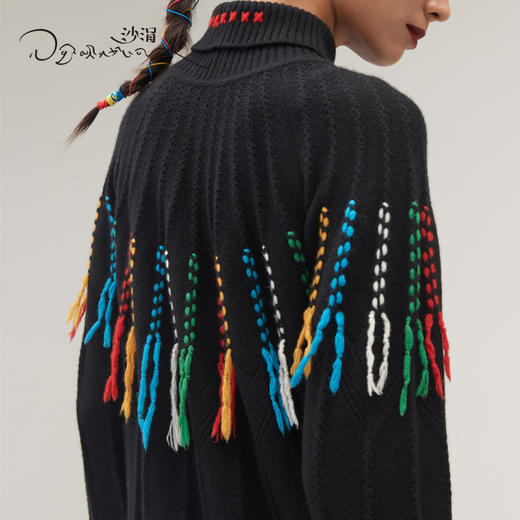 羊绒手工流苏双翻领中长套衫SJF95W450K 商品图2